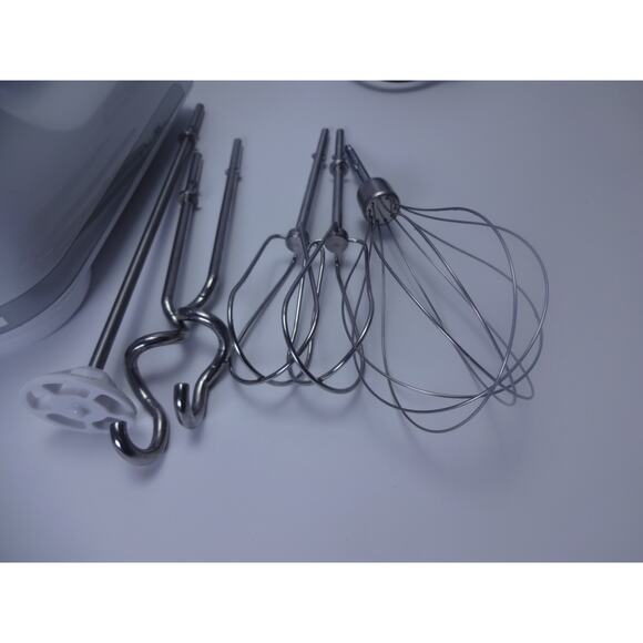 KitchenAid 5-Speed Hand Mixer – White with Attachments - Picture 4 of 5